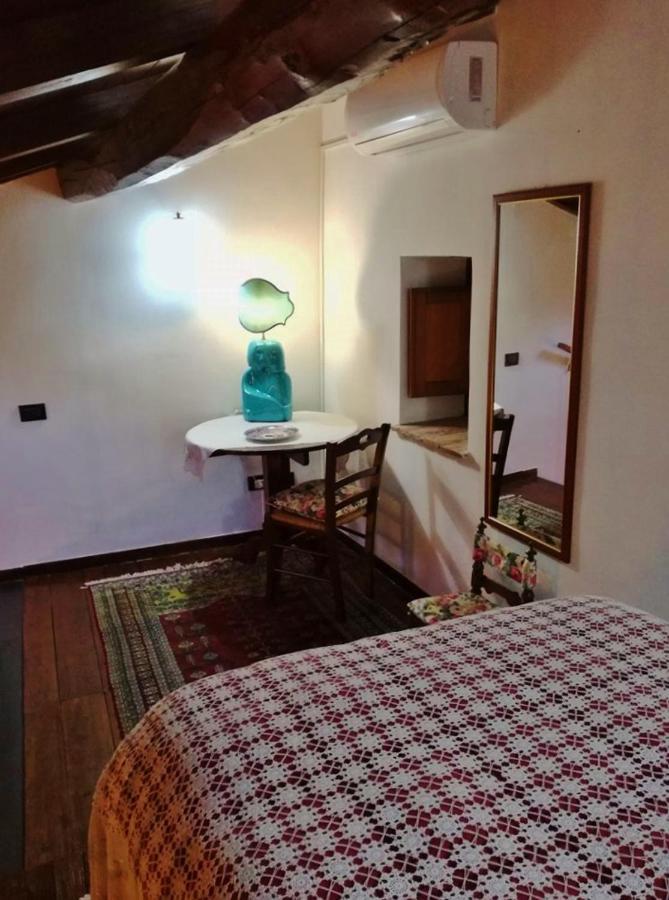 La Casa Di Susanna Viterbo Bagian luar foto